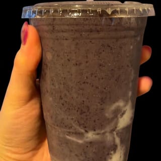 L. Avocado, Blueberry, Banana, Spinach and Almond Milk